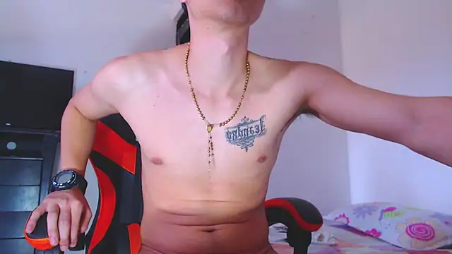 Snapshot of ADAM_HOT chatting on 12/18/25, 09:51 ADAM HOT online show from 12/18/25, 09:51