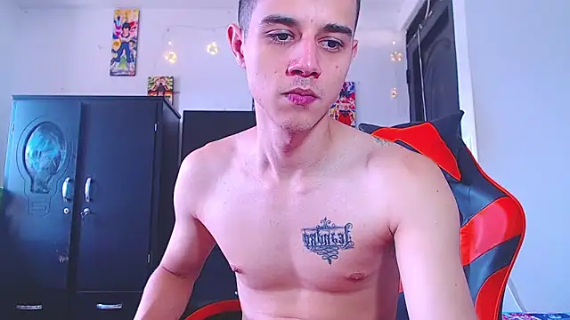 ADAM HOT online show from 04/10/26, 03:08