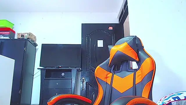 ADAM HOT online show from 01/15/26, 10:24