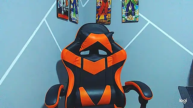 Snapshot of ADAM_HOT chatting on 11/01/25, 11:31 ADAM HOT online show from 11/01/25, 11:31