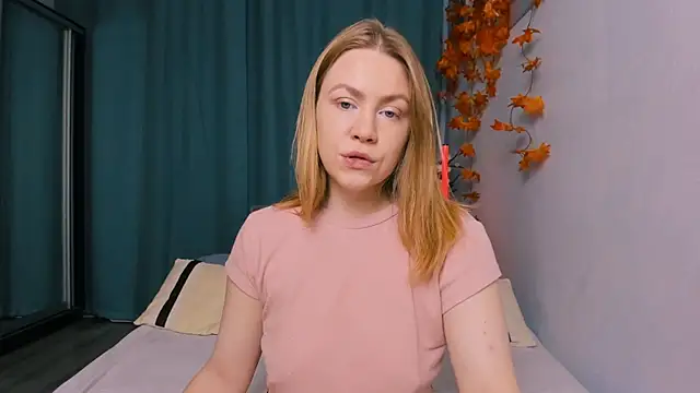 InsatiableFoxX online show from 11/10/25, 05:40