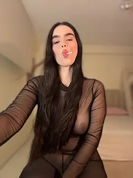 Mavi Coless online show from 05/03/26, 02:05