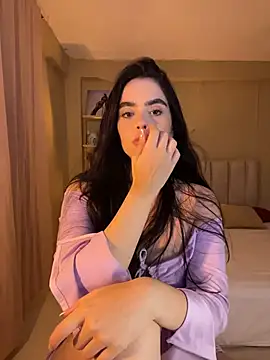 Mavi Coless online show from 11/06/25, 02:04