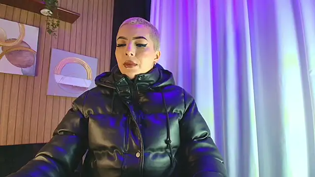 Camila Chainn online show from 11/20/25, 05:19