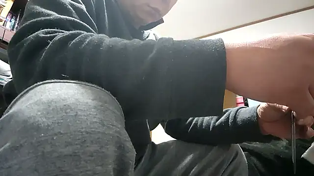 Snapshot of 07YUKIO chatting on 04/12/26, 03:15 07YUKIO online show from 04/12/26, 03:15