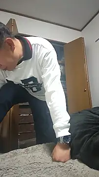 Snapshot of 07YUKIO chatting on 04/09/26, 11:27 07YUKIO online show from 04/09/26, 11:27