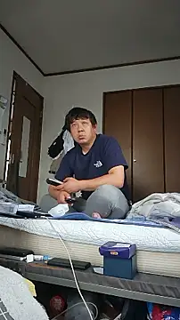 Snapshot of 07YUKIO chatting on 06/25/26, 09:20 07YUKIO online show from 06/25/26, 09:20