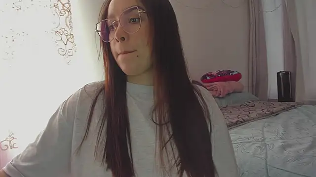 HARLEYNAPIER online show from 04/14/26, 07:41