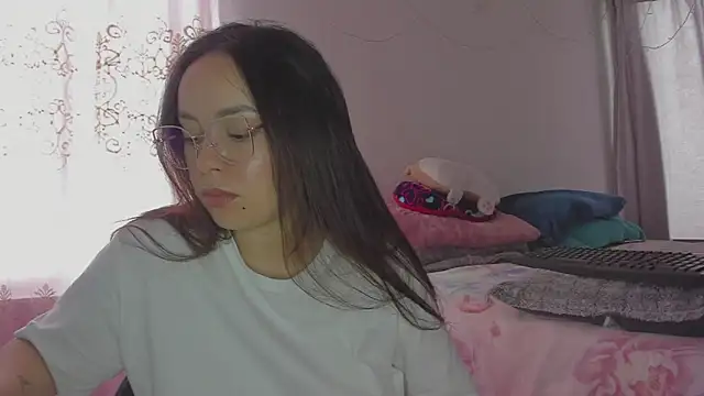 HARLEYNAPIER online show from 03/21/26, 04:11