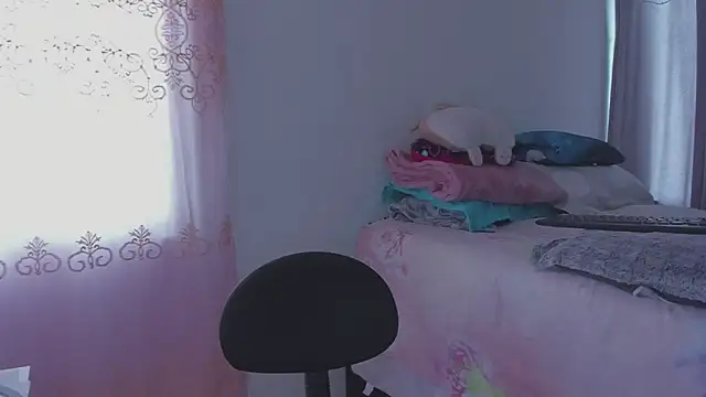 HARLEYNAPIER online show from 02/08/26, 03:32