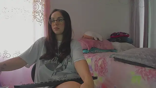 HARLEYNAPIER online show from 02/22/26, 03:35