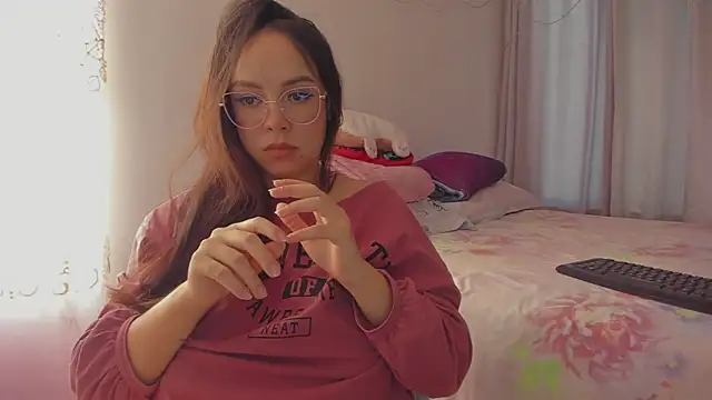 HARLEYNAPIER online show from 03/13/26, 09:09