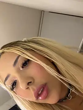 Sofy Softtt online show from 06/07/26, 01:33