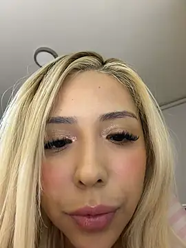 Sofy Softtt online show from 06/04/26, 03:33