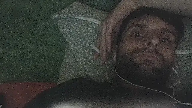 Xtremem00d online show from 12/22/25, 10:10