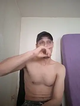 Snapshot of kx93 chatting on 11/08/25, 09:35 kx93 online show from 11/08/25, 09:35