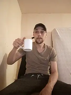 Snapshot of kx93 chatting on 11/26/25, 05:57 kx93 online show from 11/26/25, 05:57