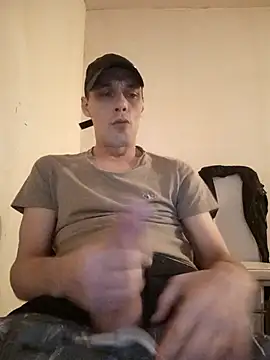 Snapshot of kx93 chatting on 10/29/25, 05:34 kx93 online show from 10/29/25, 05:34