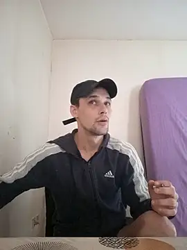 Snapshot of kx93 chatting on 11/05/25, 12:52 kx93 online show from 11/05/25, 12:52