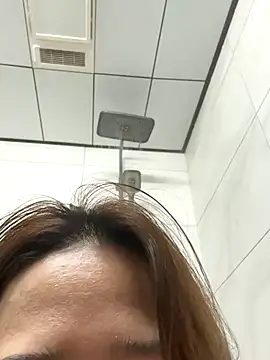 Angelababy001 online show from 11/12/25, 01:48