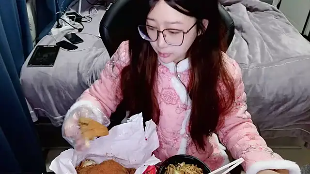 Angelababy001 online show from 01/09/25, 04:49