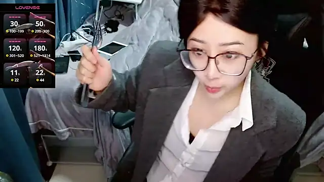 Angelababy001 online show from 01/13/25, 07:42