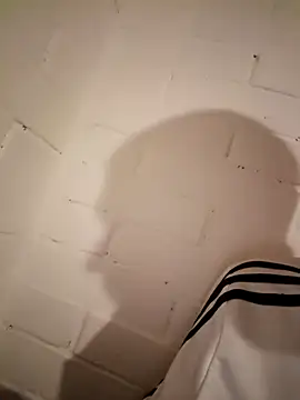 Snapshot of Suggarwhite18CM chatting on 10/02/25, 05:22 Suggarwhite18CM online show from 10/02/25, 05:22