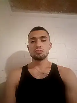 Snapshot of Suggarwhite18CM chatting on 10/02/25, 05:27 Suggarwhite18CM online show from 10/02/25, 05:27