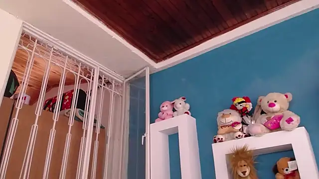 Snapshot of Cuty_sexy_hot chatting on 12/14/25, 11:38 Cuty sexy hot online show from 12/14/25, 11:38