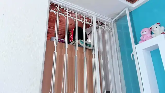 Snapshot of Cuty_sexy_hot chatting on 02/08/26, 11:52 Cuty sexy hot online show from 02/08/26, 11:52