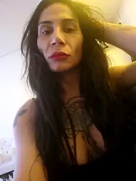 Snapshot of sanemsialdi chatting on 01/07/25, 10:33 sanemsialdi online show from 01/07/25, 10:33