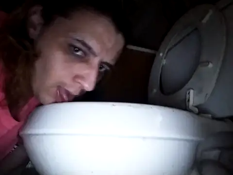 UniqueKorn86 online show from 10/09/25, 07:25