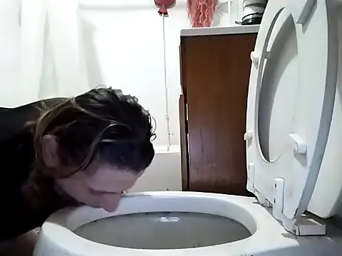 UniqueKorn86 online show from 10/01/25, 08:13