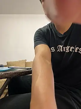 Dani202017 online show from 12/21/24, 11:02