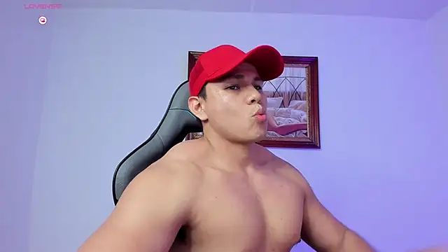 Snapshot of RoyConstance chatting on 02/10/26, 03:16 RoyConstance online show from 02/10/26, 03:16