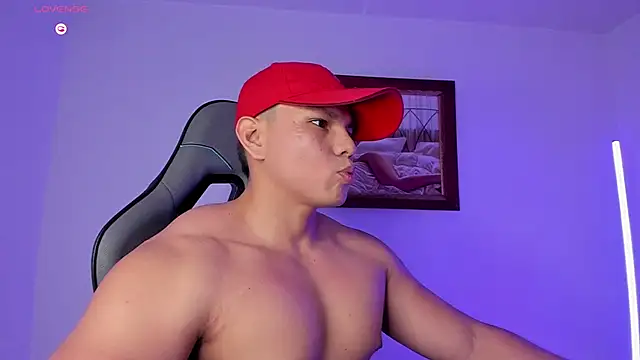 Snapshot of RoyConstance chatting on 01/11/26, 03:57 RoyConstance online show from 01/11/26, 03:57