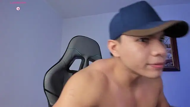 RoyConstance online show from 03/31/26, 03:19