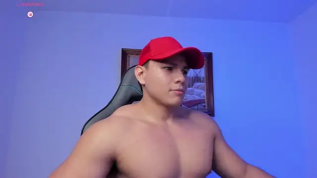 Snapshot of RoyConstance chatting on 02/26/26, 03:17 RoyConstance online show from 02/26/26, 03:17