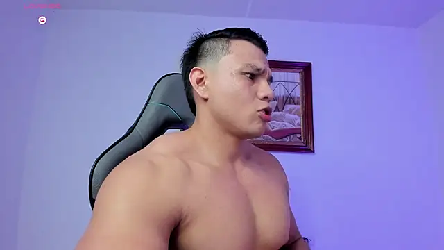 Snapshot of RoyConstance chatting on 02/11/26, 05:18 RoyConstance online show from 02/11/26, 05:18