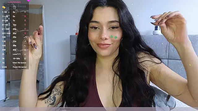 Soffimoon  online show from 05/28/26, 08:04