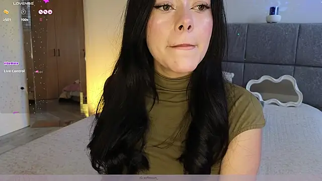 Soffimoon  online show from 02/11/26, 08:20