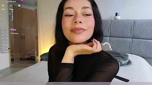 Soffimoon  online show from 04/02/26, 08:37