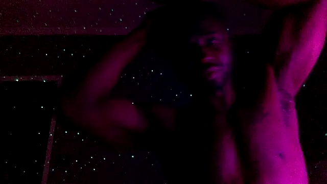 Snapshot of shomeagudtyme chatting on 10/26/25, 04:02 shomeagudtyme online show from 10/26/25, 04:02