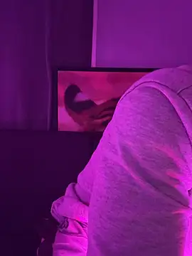 Snapshot of shomeagudtyme chatting on 12/28/24, 12:47 shomeagudtyme online show from 12/28/24, 12:47