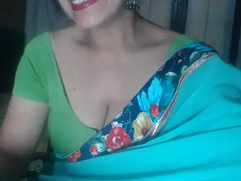 Snapshot of LustyShreya chatting on 10/08/25, 05:09 LustyShreya online show from 10/08/25, 05:09