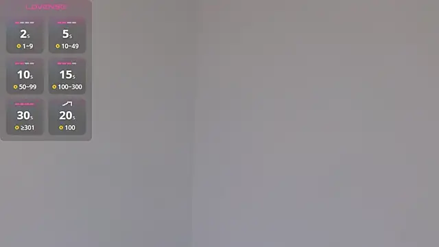 yulissa18 online show from 10/31/25, 09:00