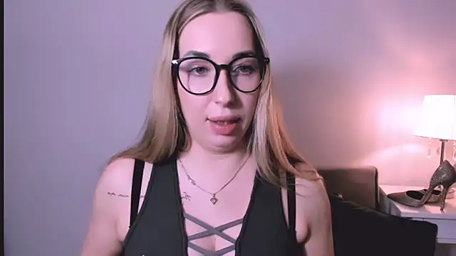 AriaDesire online show from 04/11/26, 07:45