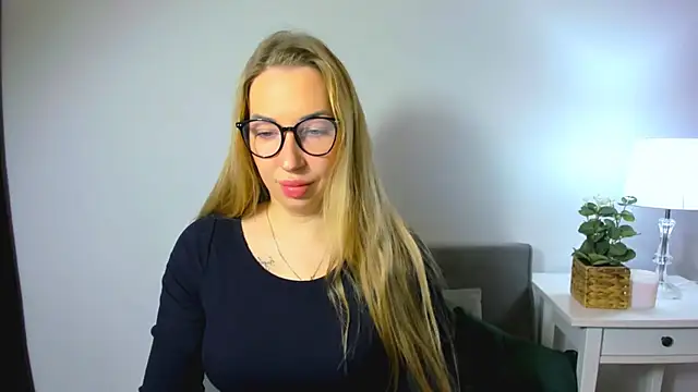 AriaDesire online show from 12/03/25, 07:41