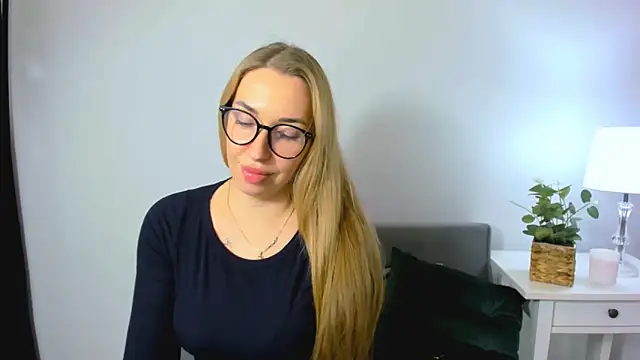 AriaDesire online show from 12/02/25, 04:19