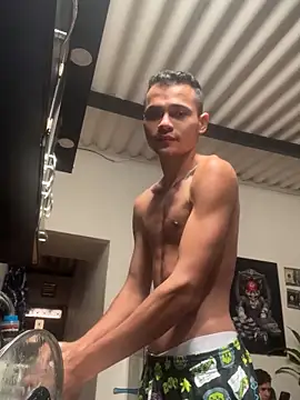 soyander03  online show from 01/05/25, 02:52